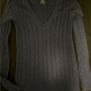 American Eagle Outfitters Gray V-Neck Cable Knit Sweater